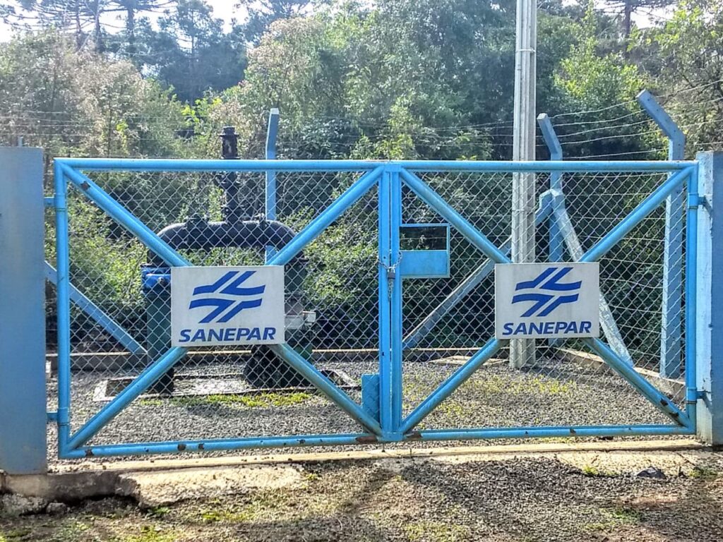 Imagem de unidade de abastecimento da Sanepar na localidade do Florestal, em Irati.
