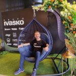 “É um evento de inteiração, trazer todo mundo para conhecer a sede aqui em Irati. O pessoal gostou e está vendo o carinho que temos com eles. A filosofia do início do pai e da falecida mãe que é tratar bem as pessoas e a gente trouxe eles aqui para falar sobre isso, mostrar o que é o grupo Ivasko, que não é um grupo que só compra e vende e sim um grupo que preza pela família e bem-estar das pessoas”, conta Paulo Ivasko.