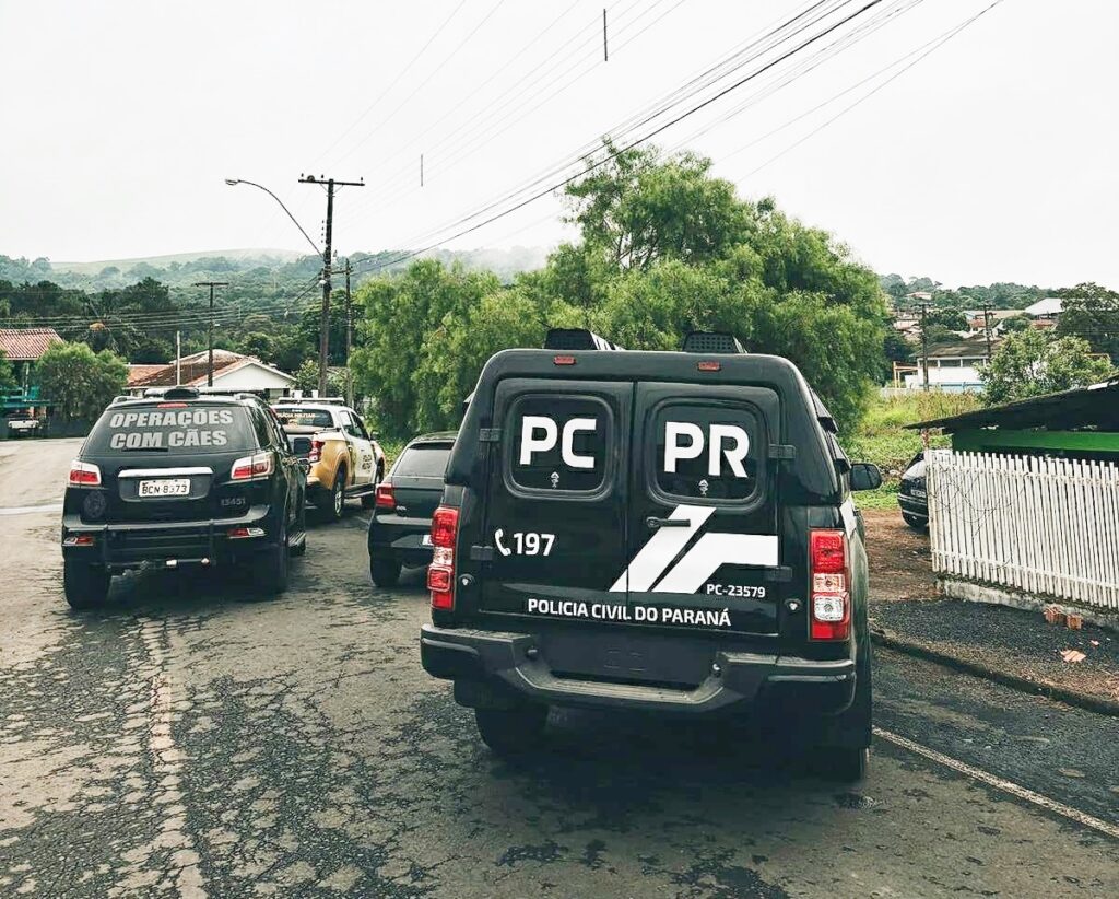 Quatro pessoas são detidas em Irati durante operação contra o tráfico de drogas