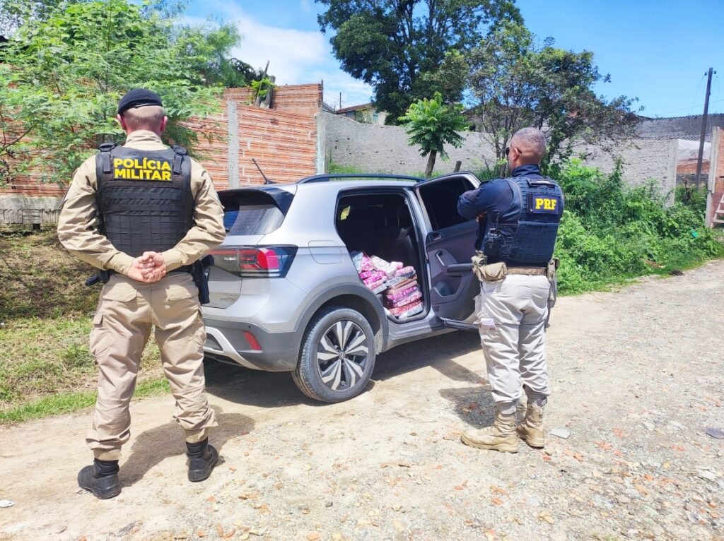 PM e PRF encontraram 390 kg de maconha em veículo SUV abandonado em Irati