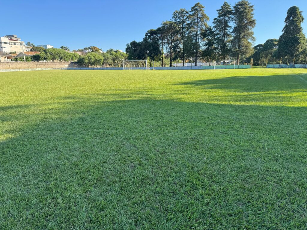 Dois jogos da Copa Irati de Futebol serão realizados no estádio Fioravante Slavieiro (Olímpico) na tarde de sábado