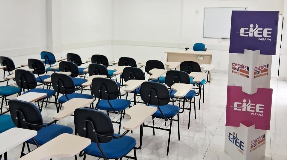 Imagem de sala da unidade regional do CIEE de Irati