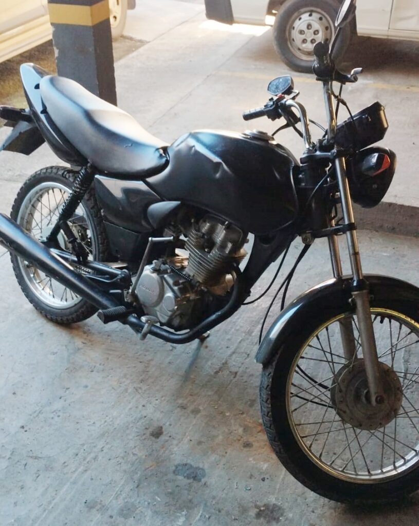 Moto que havia sido furtada foi localizada em oficina em Irati