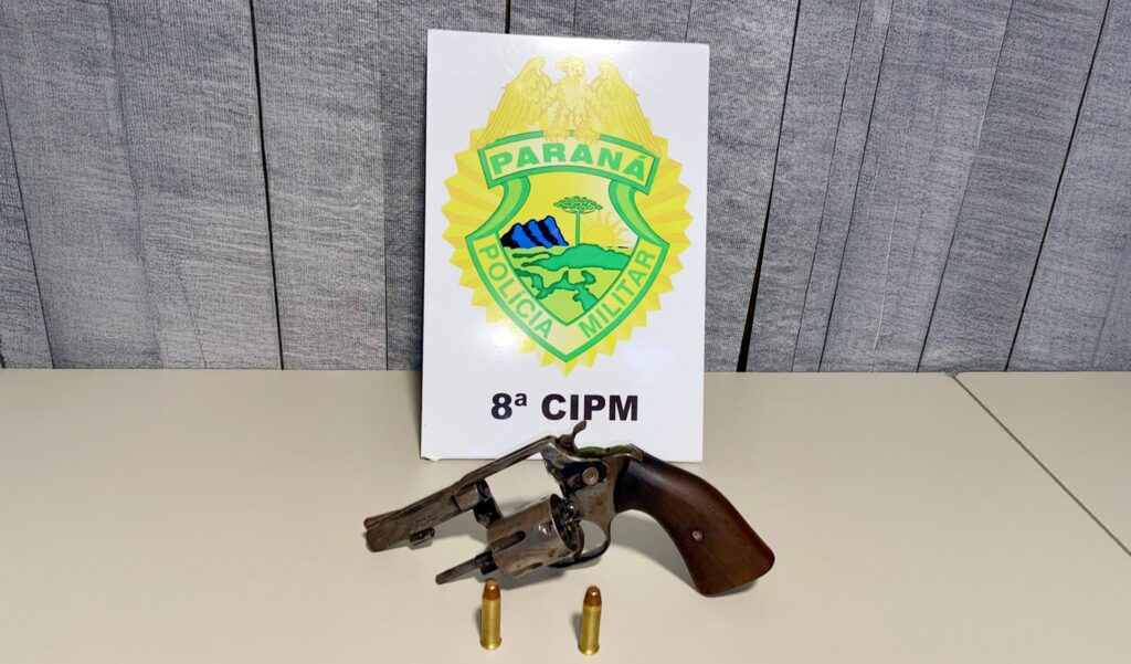 PM apreendeu um revólver e duas munições de calibre 38 na BR-153, em Rebouças, na noite de ontem