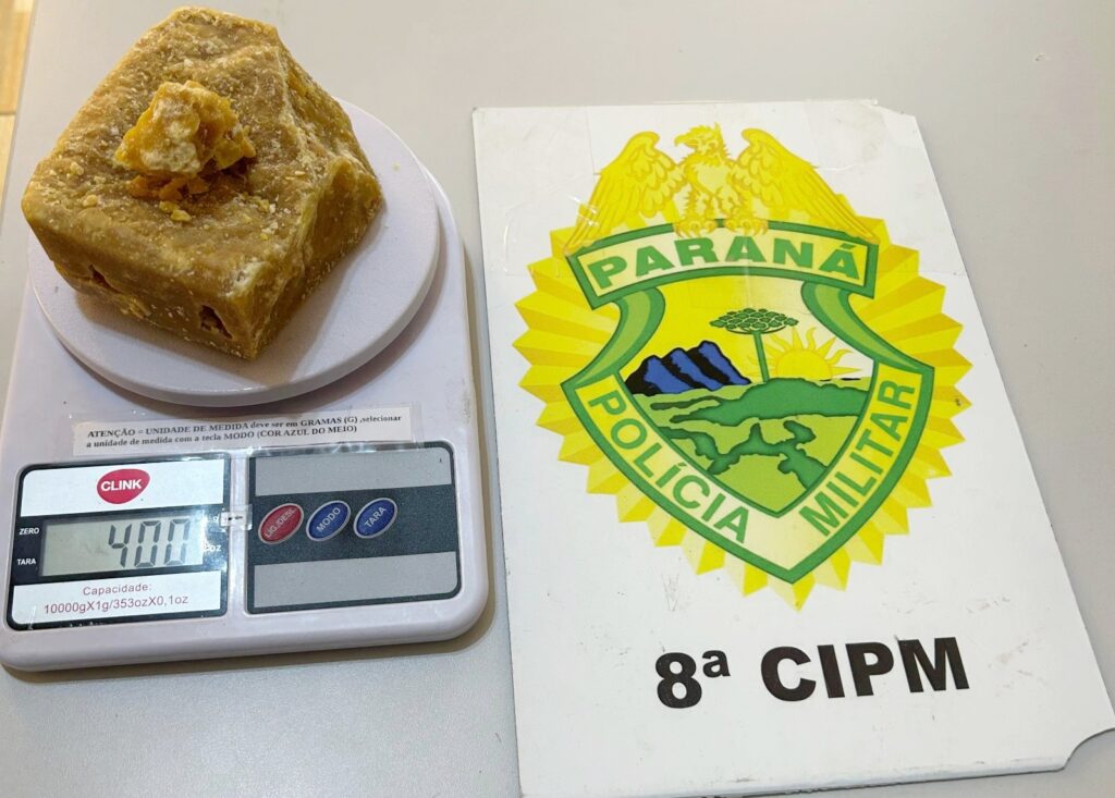 Policiais apreenderam uma pedra de crack com 400 gramas da droga