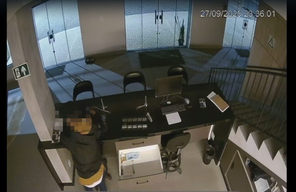 Homem invadiu uma loja em Imbituva e furtou um notebook e aproximadamente R$ 1 mil