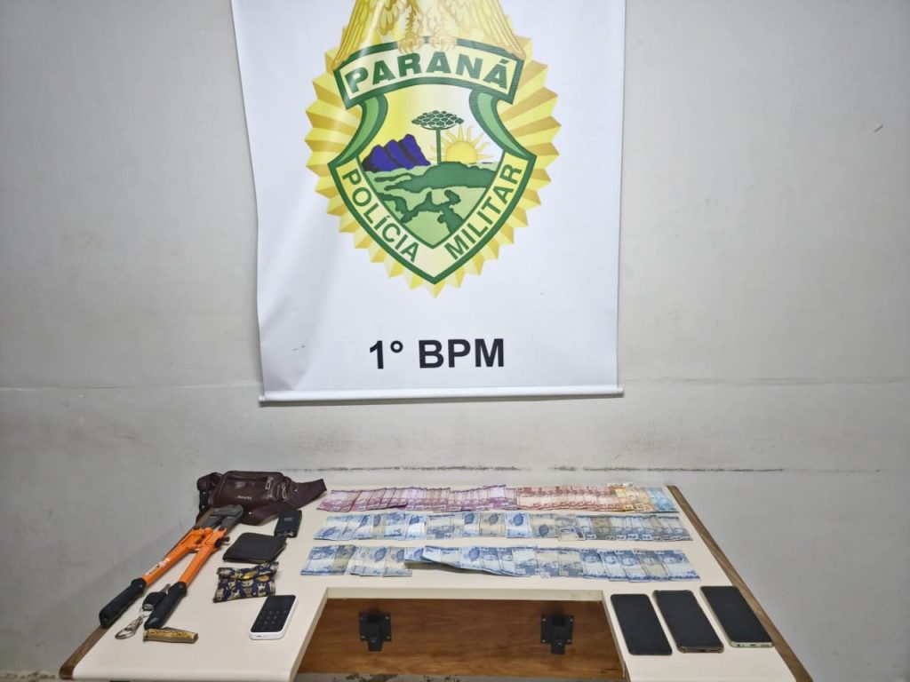 PM de Ponta Grossa recuperou dinheiro e celulares que haviam sido furtados de empresa de insumos em Imbituva